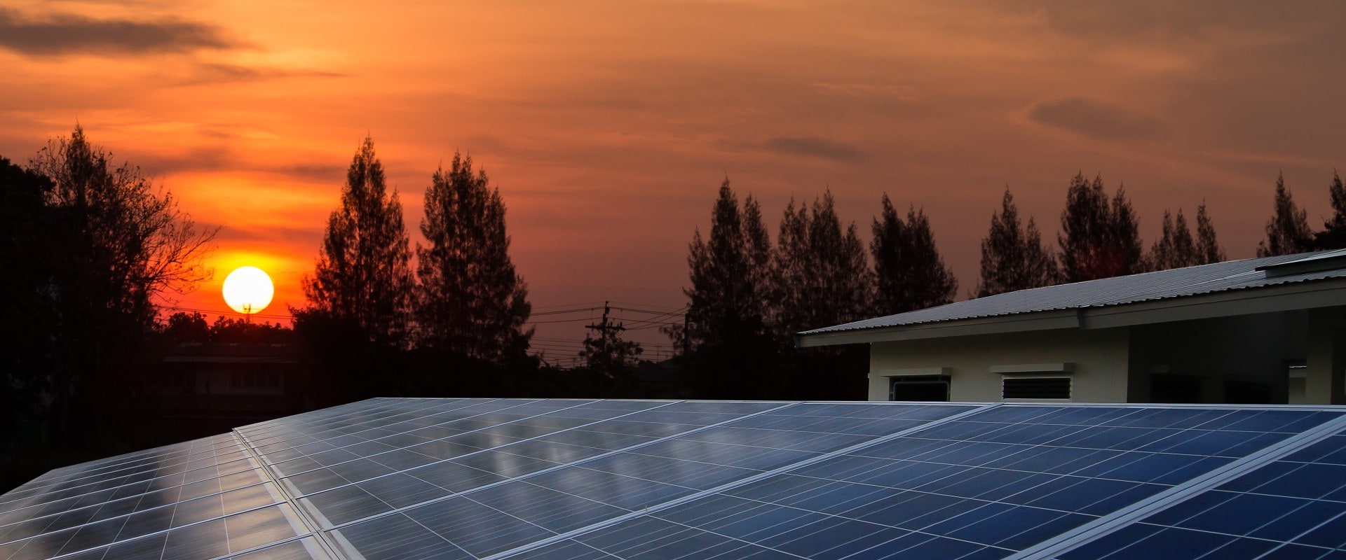 What are 3 pros and 3 cons of solar energy?